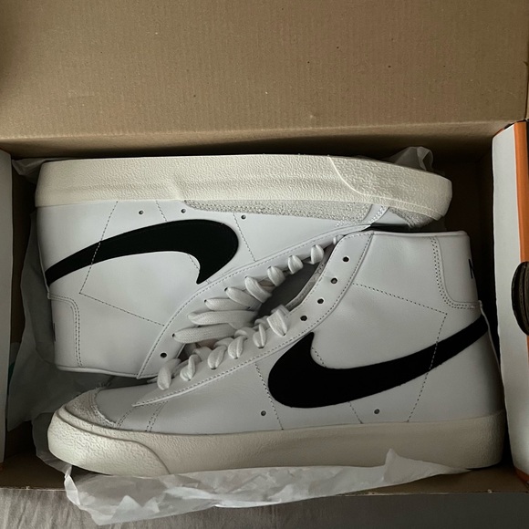 Nike Shoes - Nike Mid Blazers